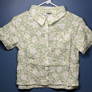 100% Cotton, Button Collard, NWT